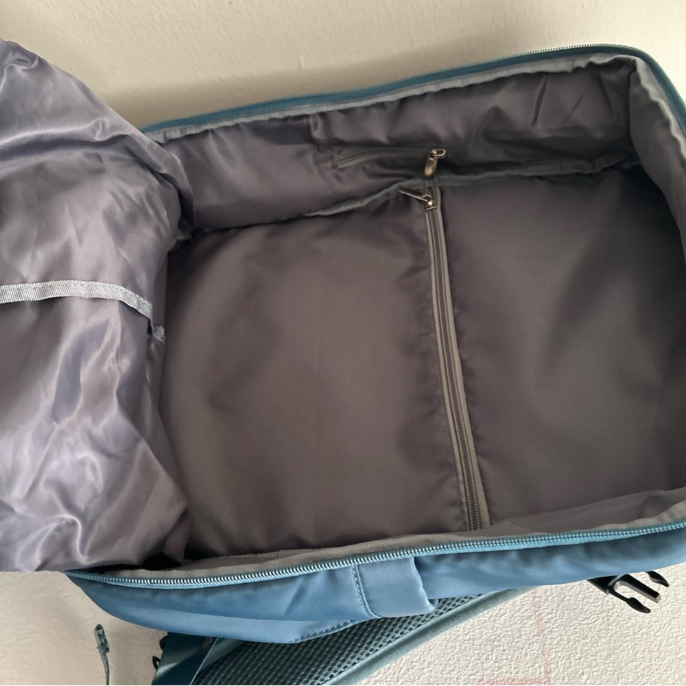 Travel Backpack - image 7